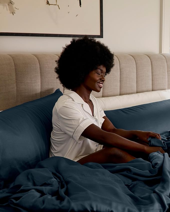 Cozy Earth Luxury Bed Sheet Set - 100% Viscose from Bamboo Fabric, Ultra-Soft & Breathable, Fits Regular & Deep Pocket Mattresses up to 20" - 5 Pieces Split King Sheet Set Pacific Blue