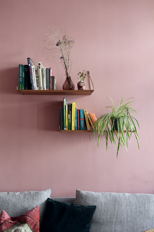 How to Choose LED Lights for Floating Shelves