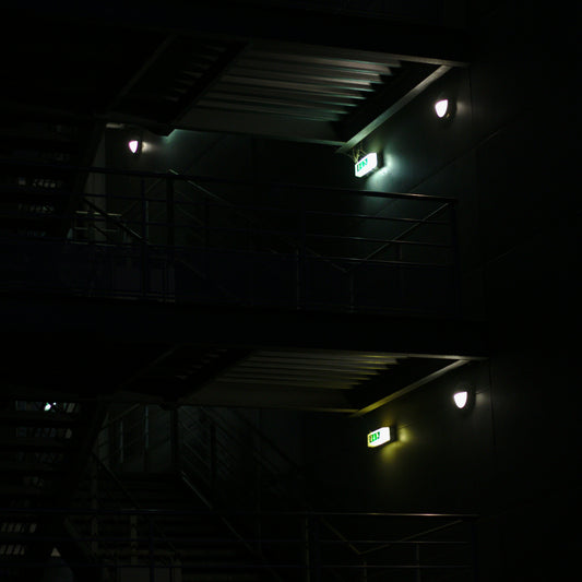 How to Choose Night Lights for Hallways and Staircases