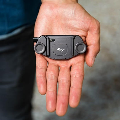 Peak Design Capture Camera Clip V3, Black with Plate, Holds DSLR, Compact and Point and Shoot Bodies, Secure, Stable and Accessible, Attaches to Straps and Belts, Quick Release, 200 lb Capacity