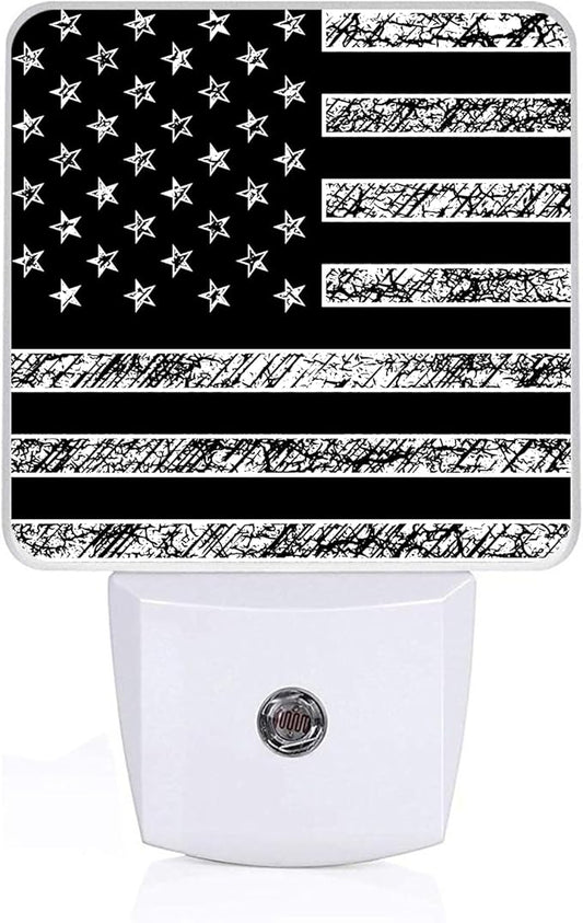 GANTINIR Black White American Flag Night Light, Plug-into USA Flag Nightlight White LED Lamp, Energy Efficient Decor Desk Lamp for Bedroom Hallway Stairs Bathroom