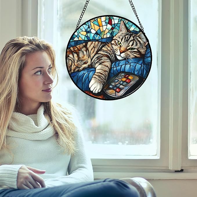 DASTOLL Stained Glass Window Hanging Gray Cat and Remote Control 6.3" - Suncatcher Door Garden Kitchen Sun Catcher Home Decor Birthday for Lost Pets Mom Men Woman Friend Grandma